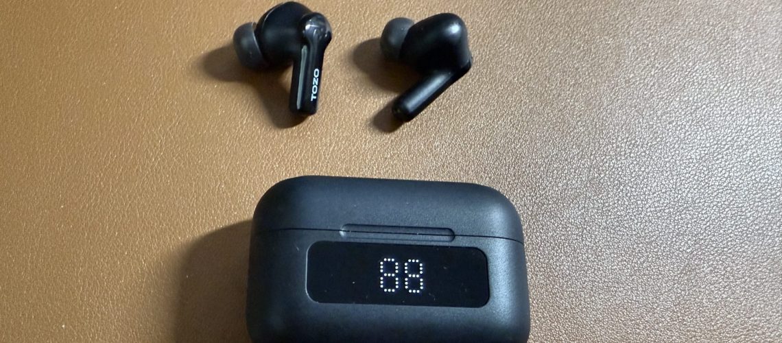 Tozo NC3 earbuds